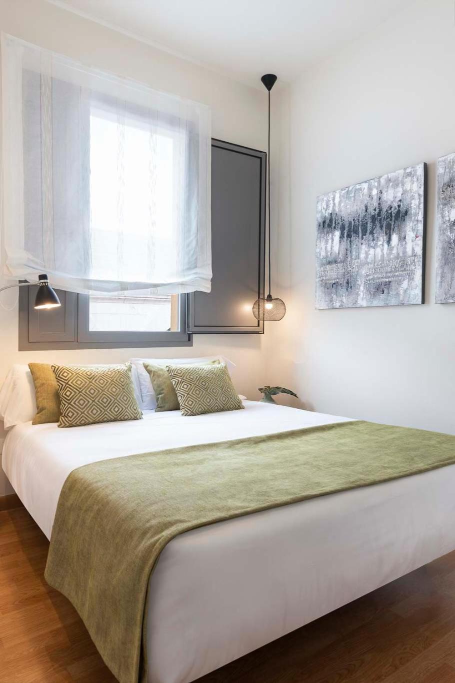 Apartamento Familiar Nuevo De Diseno En La Mejor Zona De Triana, Parking Included Sevilla Bagian luar foto